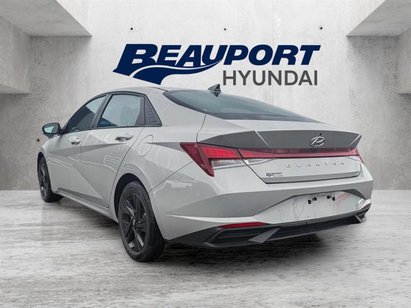 hyundai Elantra 2022 - 4