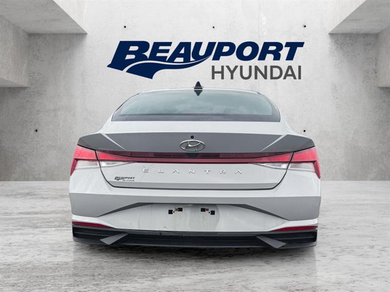 hyundai Elantra 2022 - 5