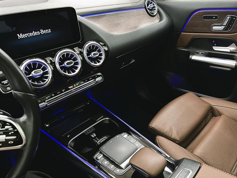 mercedes-benz GLA 2021 - 14