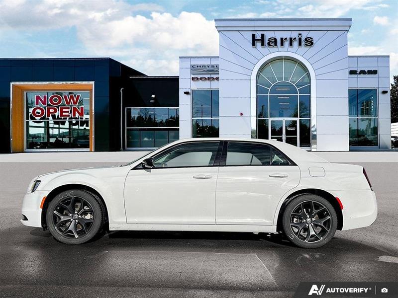 chrysler 300 2022 - 3