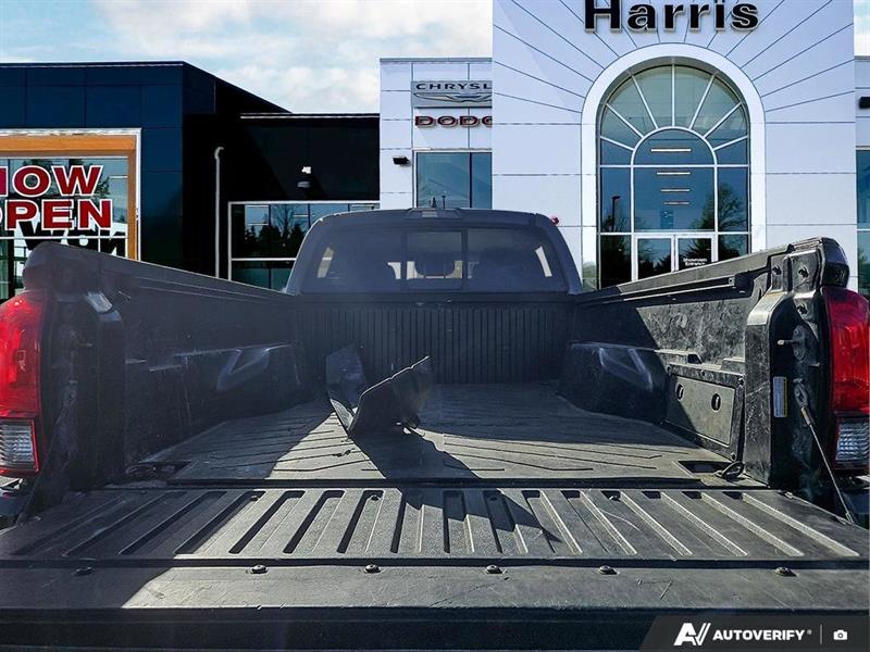 toyota Tacoma 2021 - 12