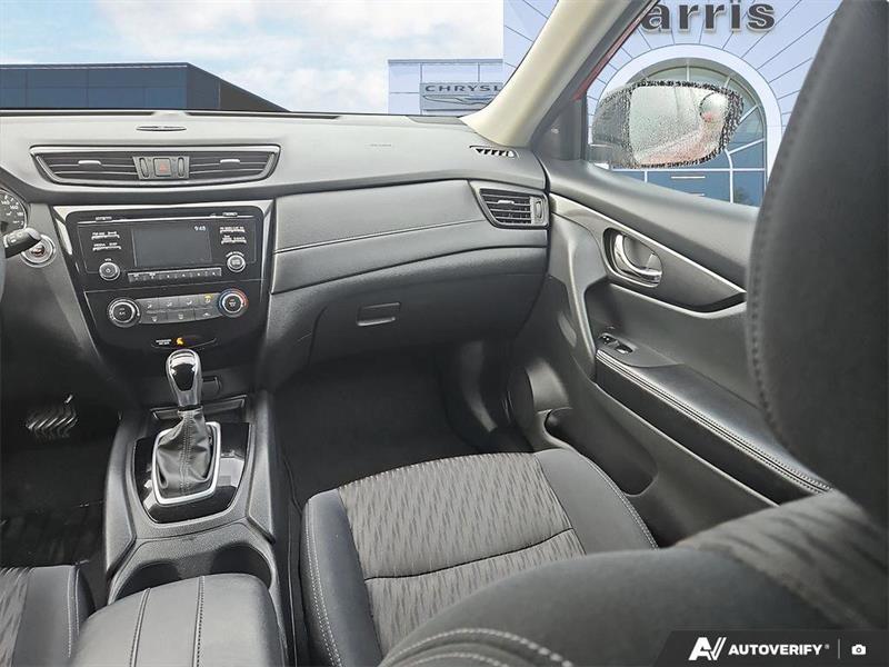 nissan Rogue 2017 - 25