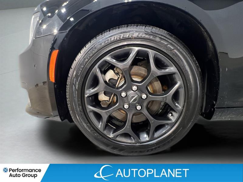 chrysler 300S 2023 - 11