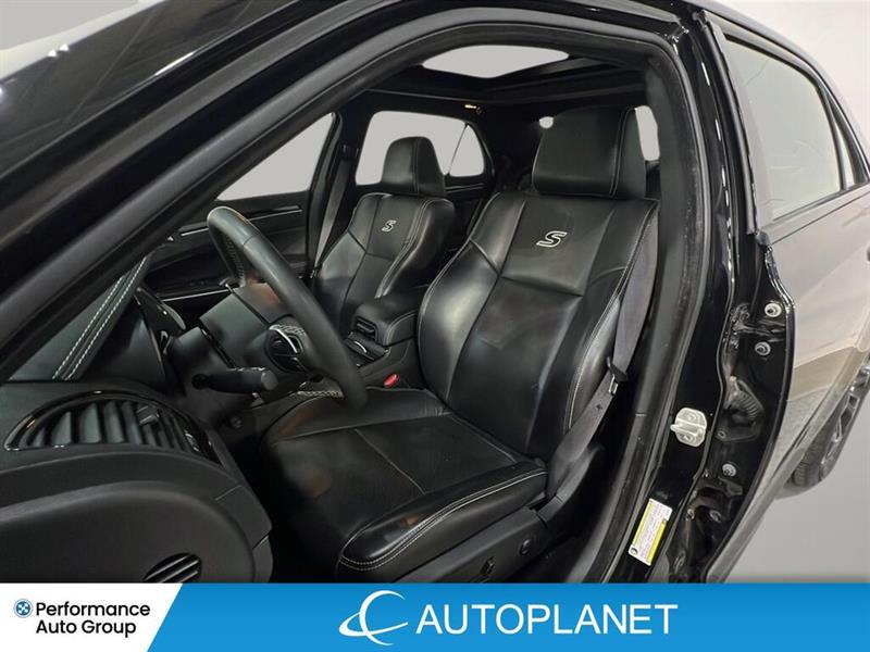 chrysler 300S 2023 - 15