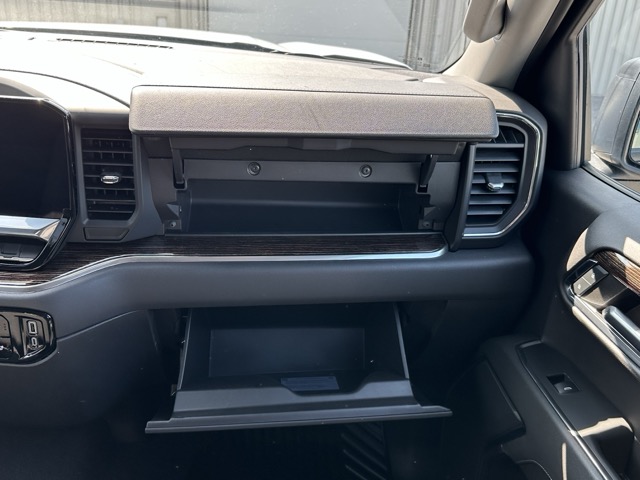 gmc SIERRA 1500 4WD CREW CAB PICKUP 2024 - 10