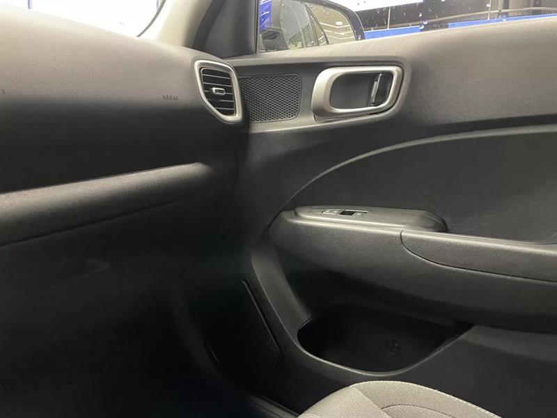 hyundai Venue 2022 - 21