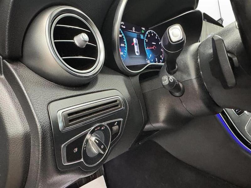 mercedes-benz C-Class 2021 - 12