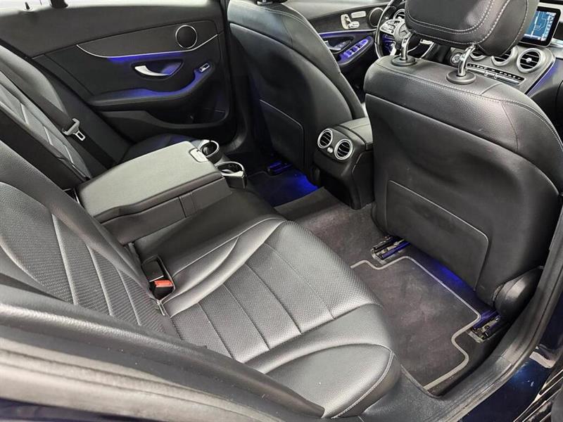 mercedes-benz C-Class 2021 - 24