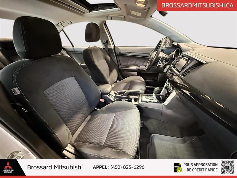 mitsubishi Lancer 2016 - 14