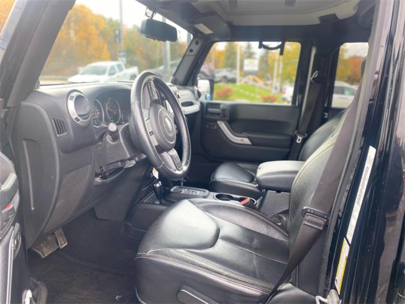 jeep Wrangler Unlimited 2013 - 11