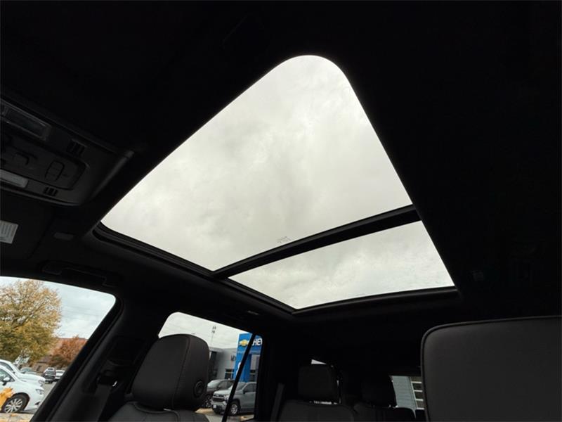 chevrolet Tahoe 2023 - 32