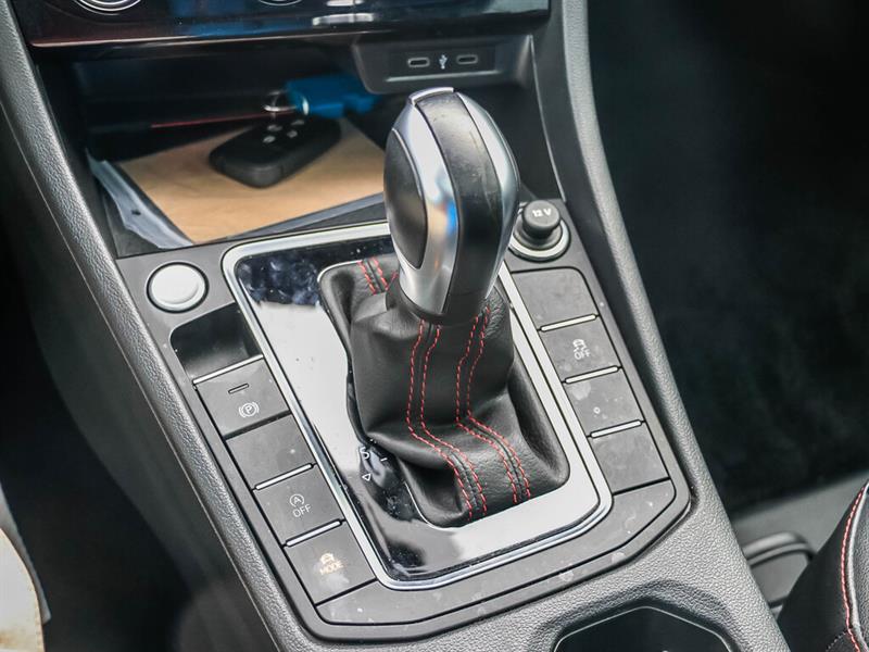 volkswagen Jetta 2021 - 24