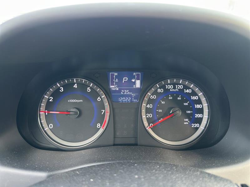 hyundai Accent 2017 - 12