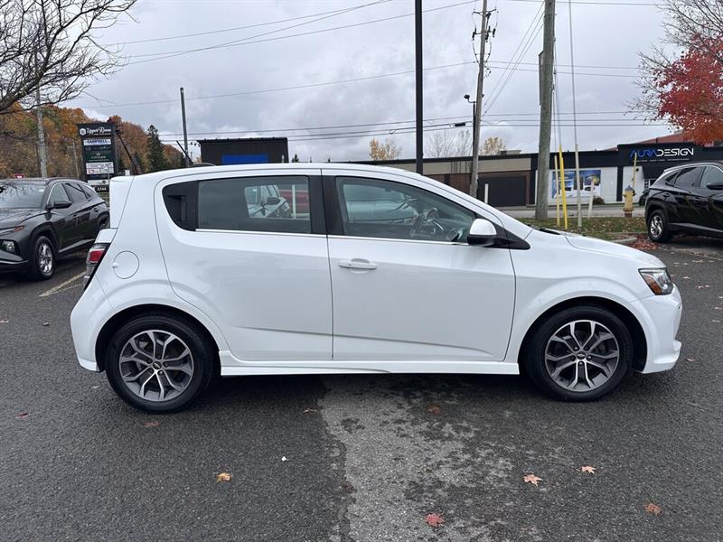 chevrolet Sonic 2017 - 3