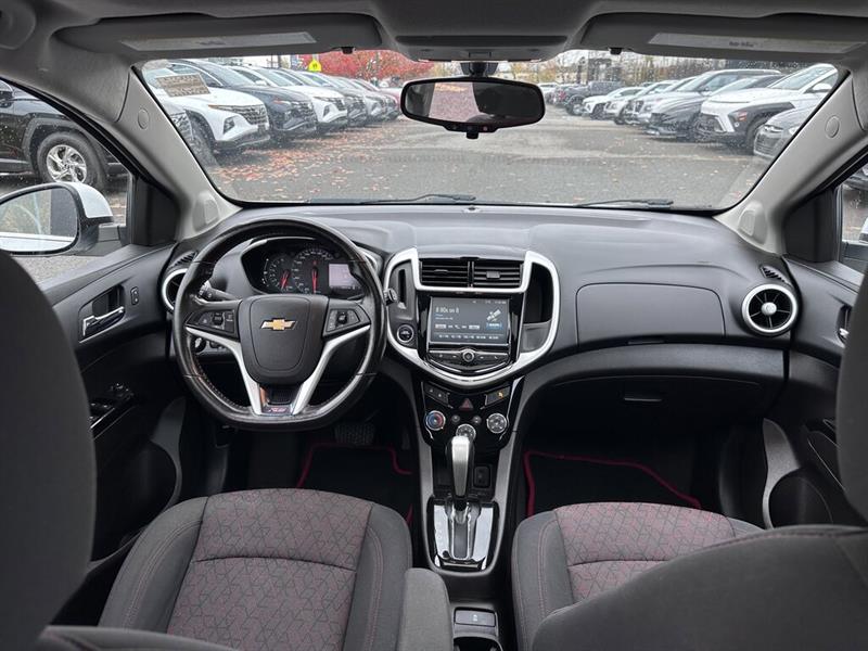 chevrolet Sonic 2017 - 22