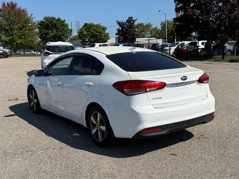 kia Forte 2018 - 6