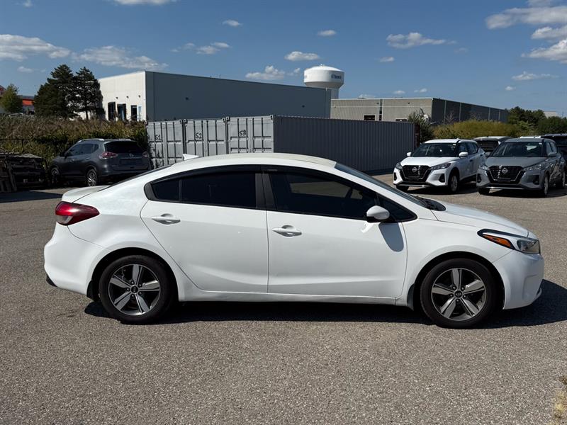 kia Forte 2018 - 9