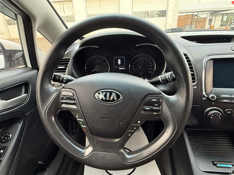 kia Forte 2018 - 21