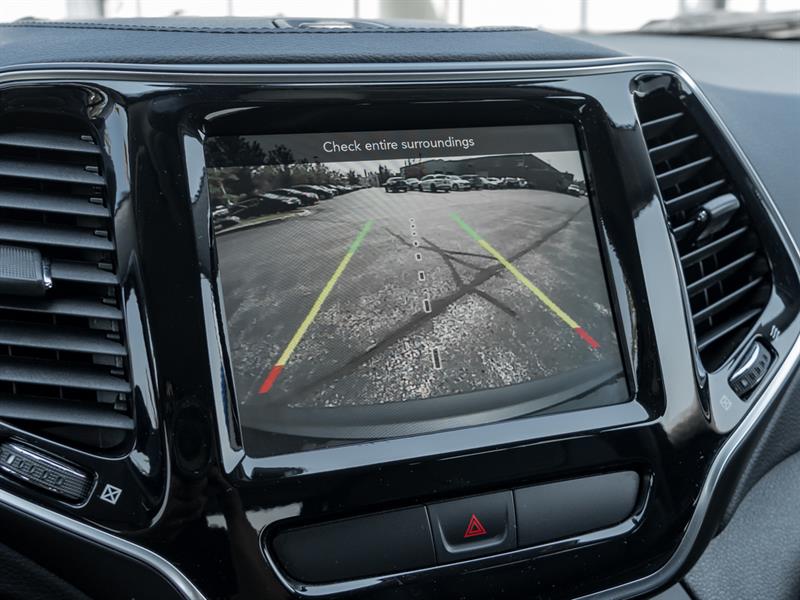 jeep Cherokee 2020 - 12