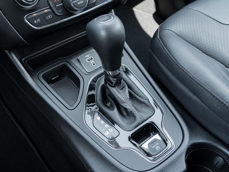 jeep Cherokee 2020 - 16