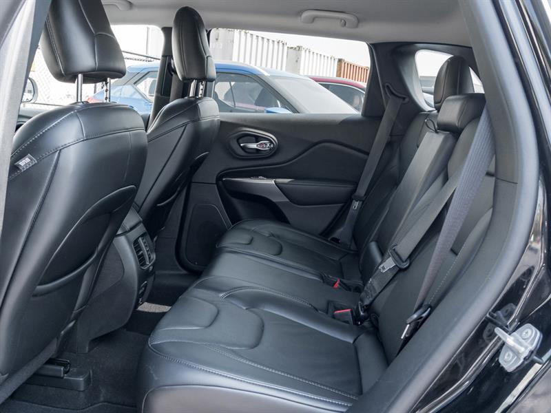 jeep Cherokee 2020 - 19