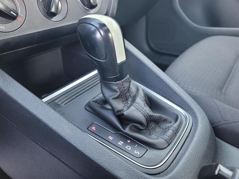 volkswagen Jetta 2015 - 22