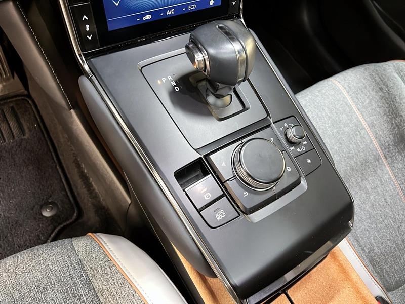 mazda MX-30 2022 - 14