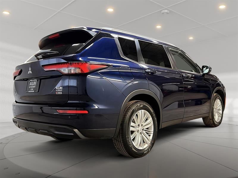 mitsubishi Outlander 2022 - 4