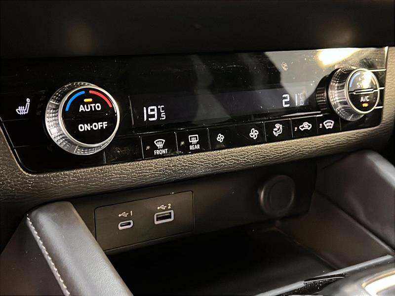 mitsubishi Outlander 2022 - 15