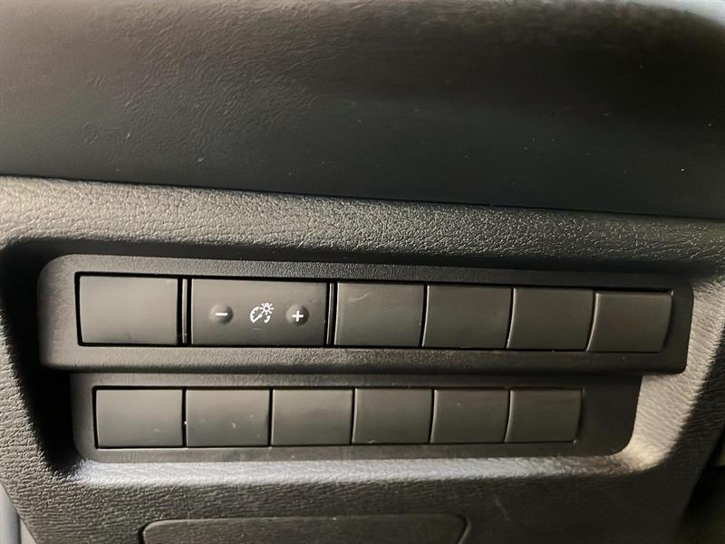 mitsubishi Outlander 2022 - 21