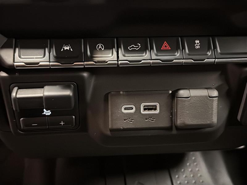 chevrolet Silverado 1500 2025 - 13