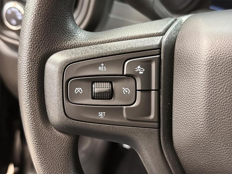 chevrolet Silverado 1500 2025 - 18