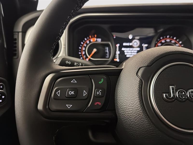 jeep Wrangler 2026 - 26