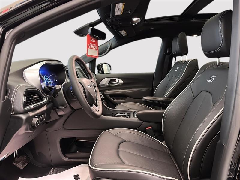 chrysler Pacifica 2026 - 19