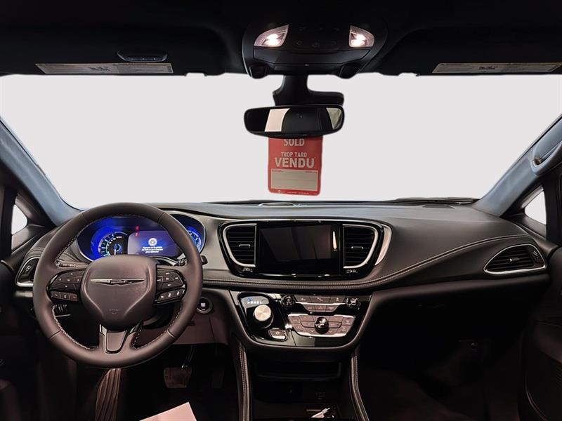 chrysler Pacifica 2026 - 31