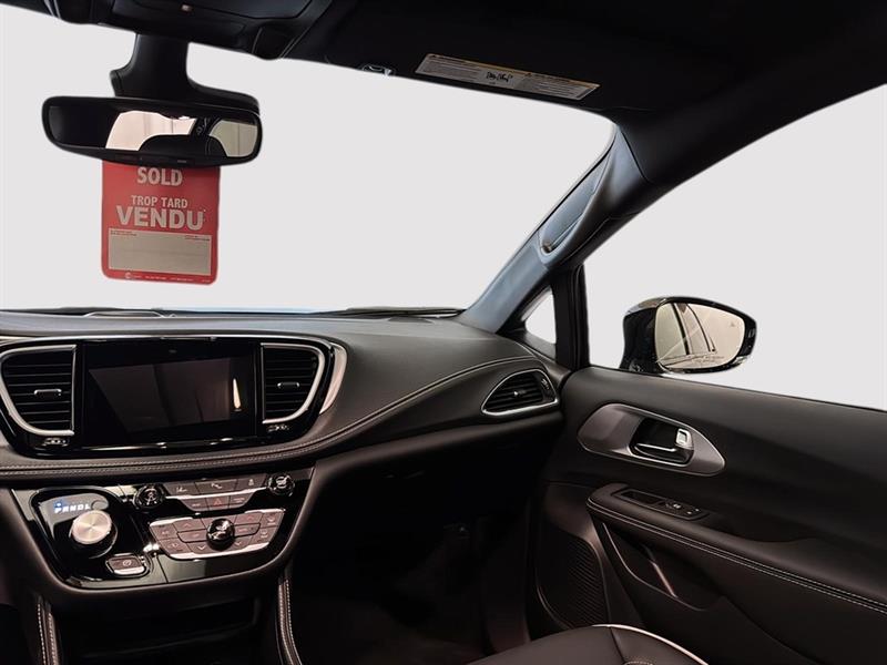 chrysler Pacifica 2026 - 32