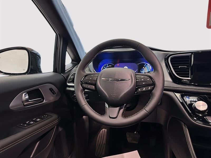 chrysler Pacifica 2026 - 33