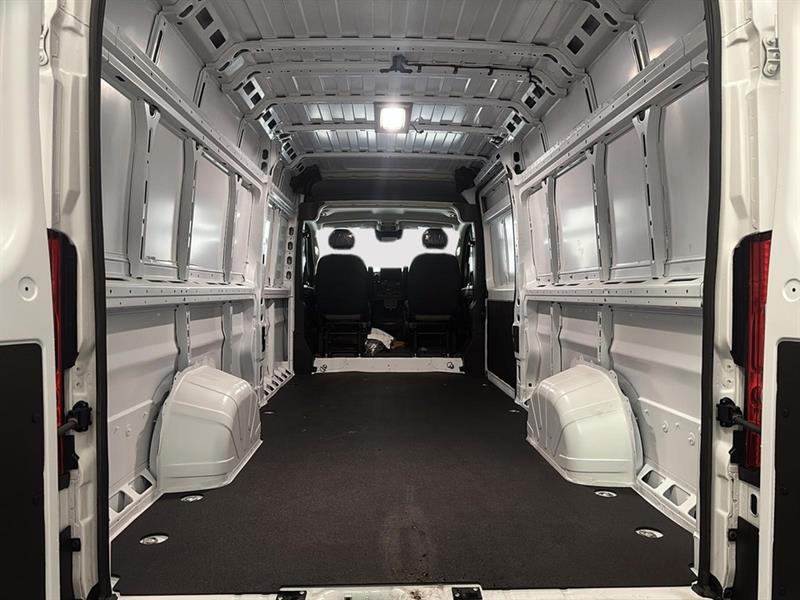 ram ProMaster Cargo Van 2025 - 11