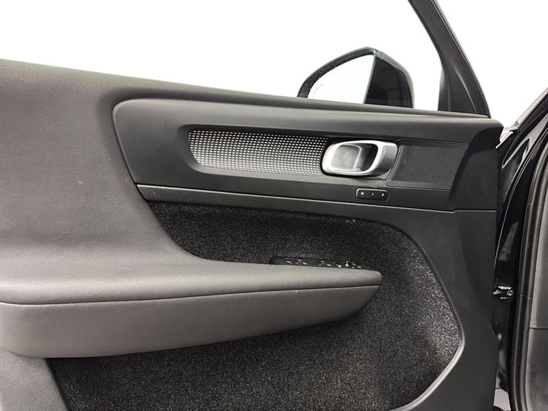 volvo XC40 PLUS 2023 - 15