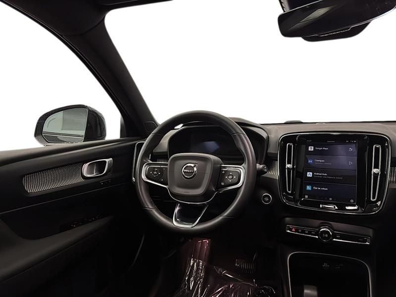 volvo XC40 PLUS 2023 - 25