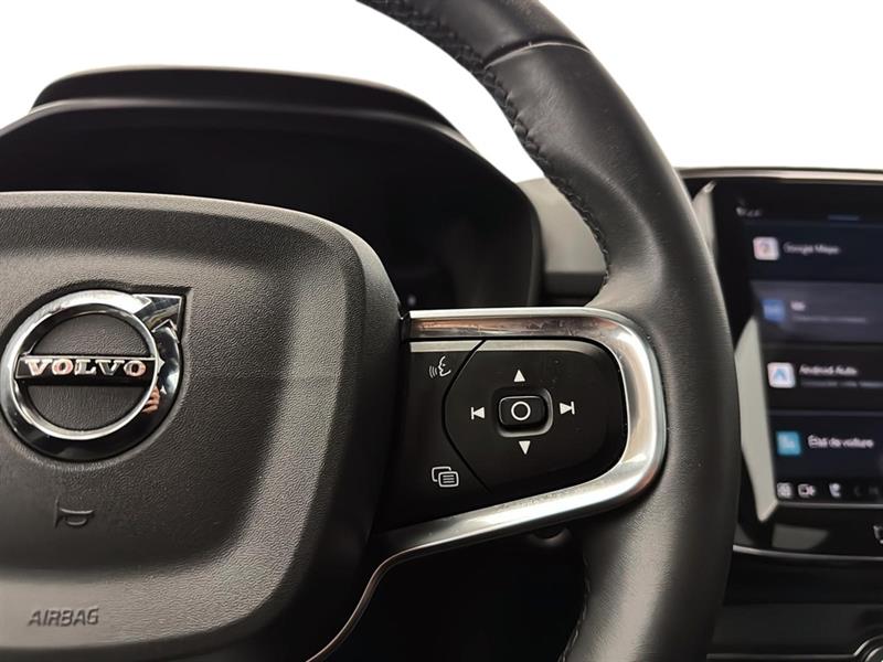 volvo XC40 PLUS 2023 - 30