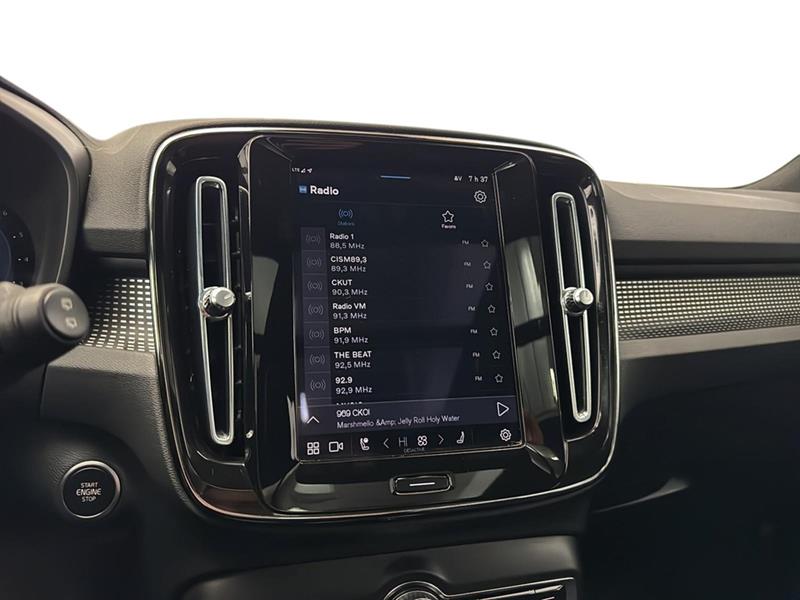 volvo XC40 PLUS 2023 - 34