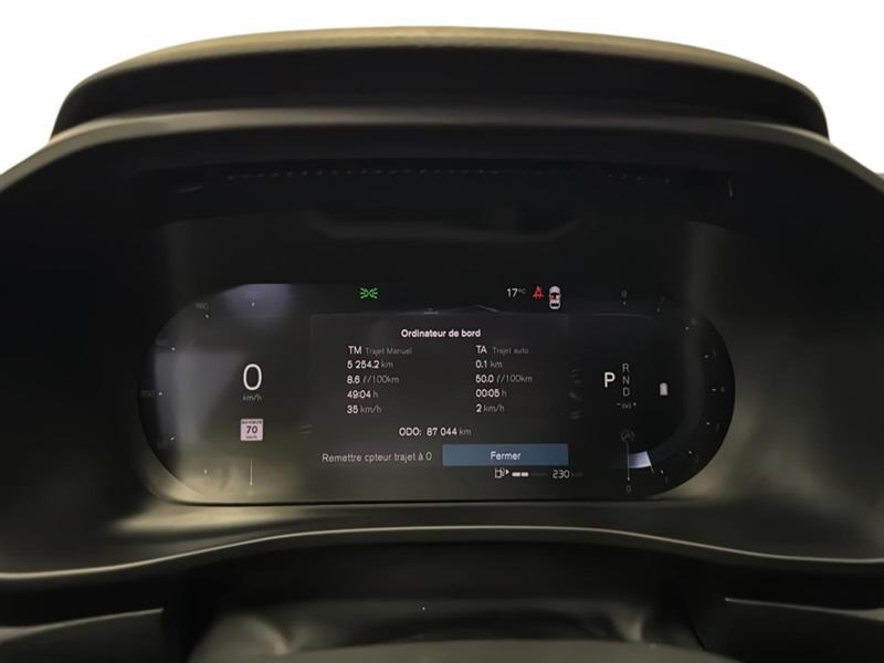 volvo XC40 PLUS 2023 - 44