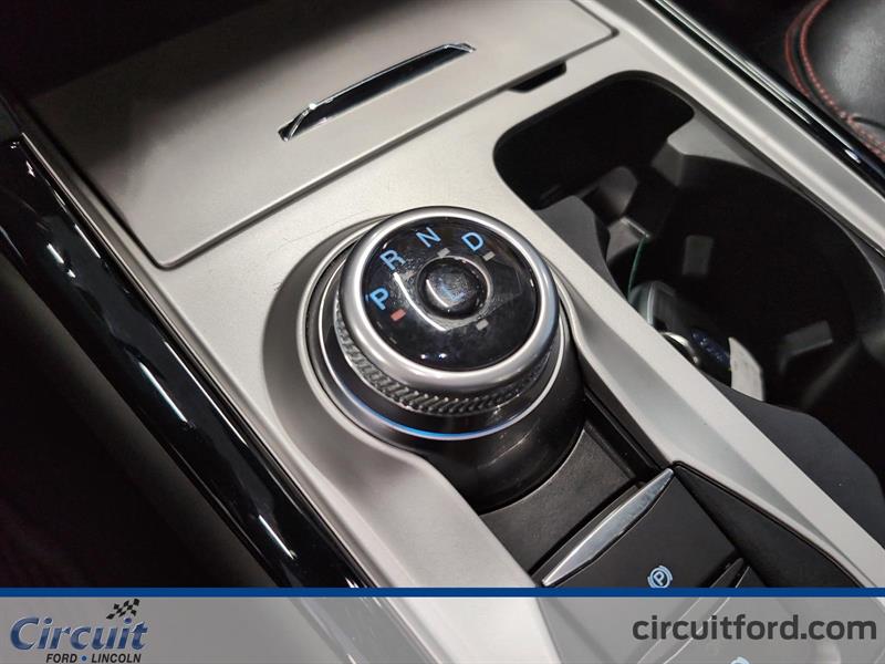 ford Explorer 2023 - 16