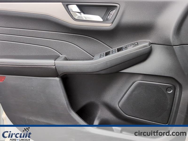 ford Escape 2021 - 13