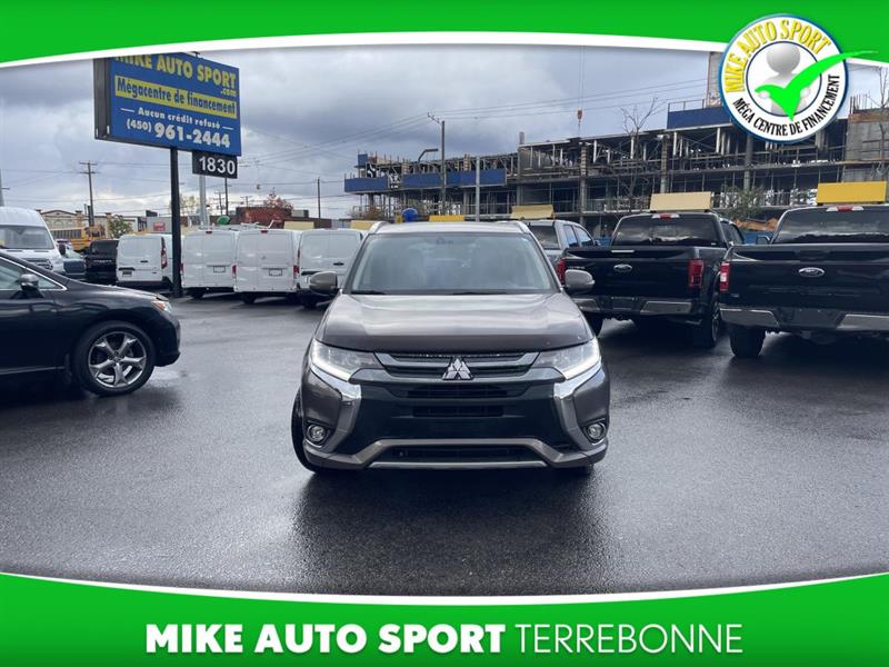 mitsubishi Outlander rechargeable 2018 - 2
