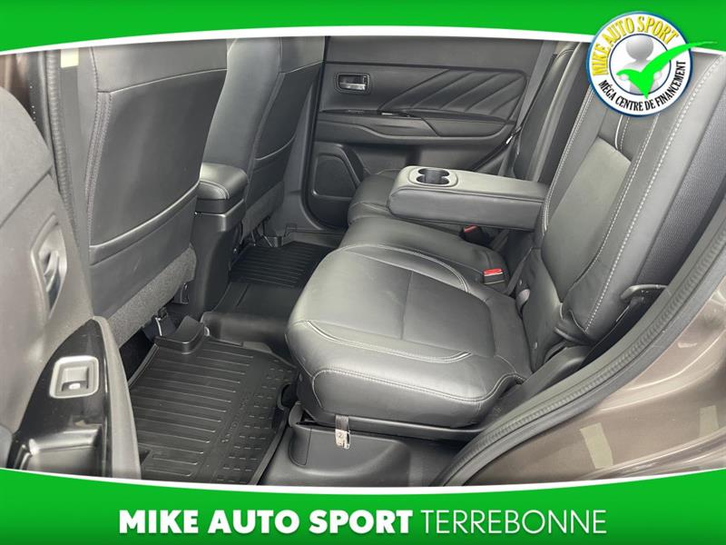 mitsubishi Outlander rechargeable 2018 - 11