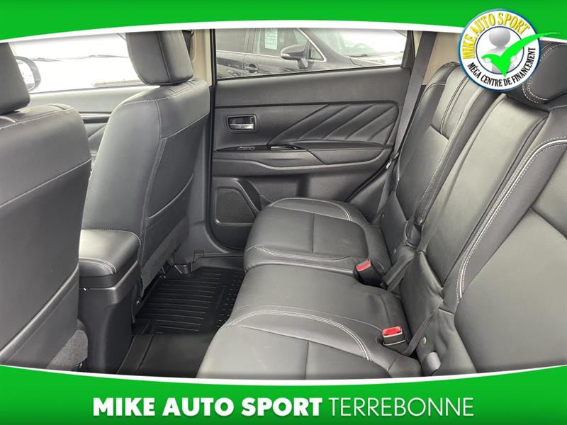 mitsubishi Outlander rechargeable 2018 - 12