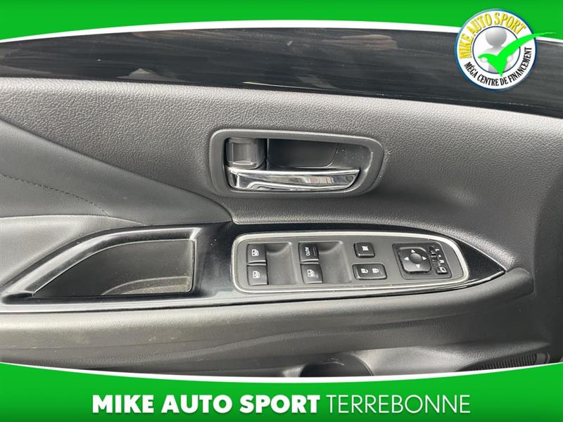 mitsubishi Outlander rechargeable 2018 - 16