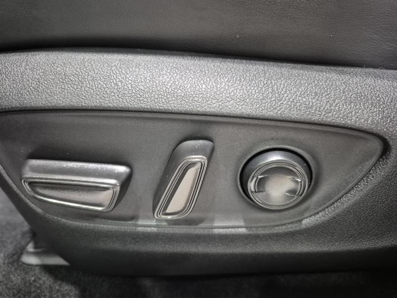 toyota RAV4 2023 - 25